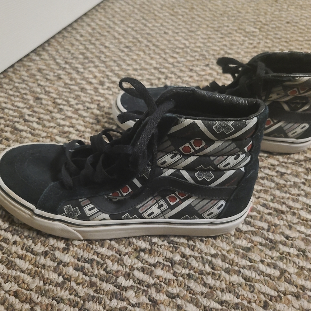 NES game over! Vans